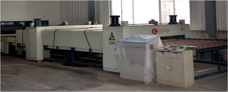 深圳《華彩（cǎi）》夾（jiá）膠玻璃